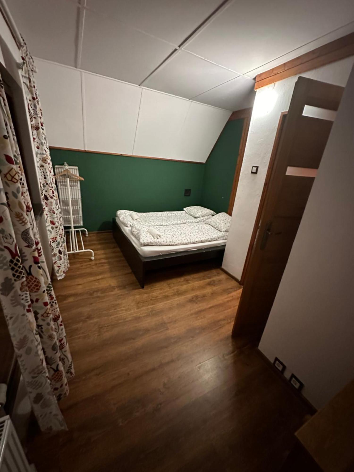 Jozka Chata Max 15 Os Sauna Jacuzzi Porąbka Екстериор снимка